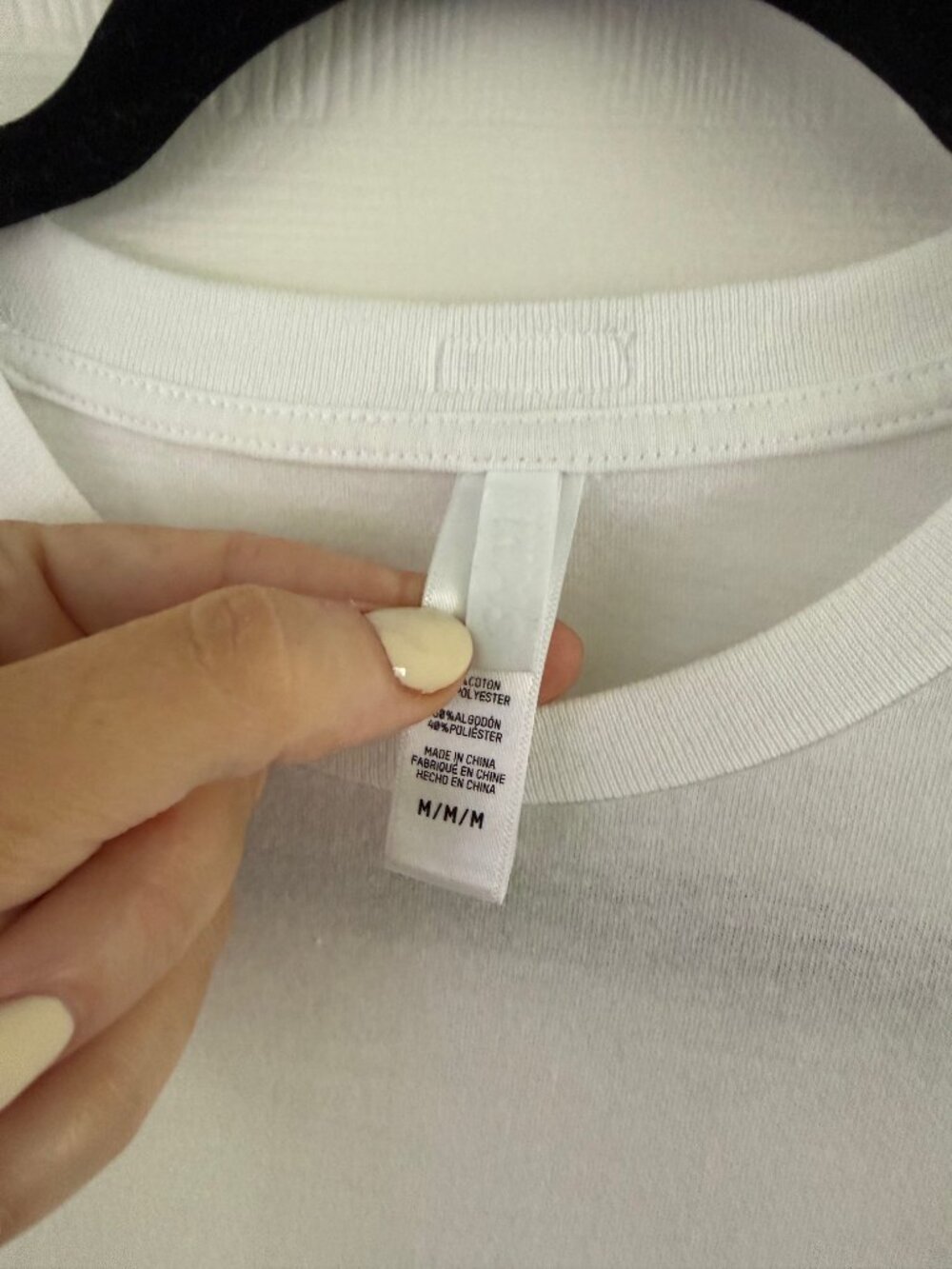 SKIMS Classic Fit T-Shirt — White - Picture 2 of 6